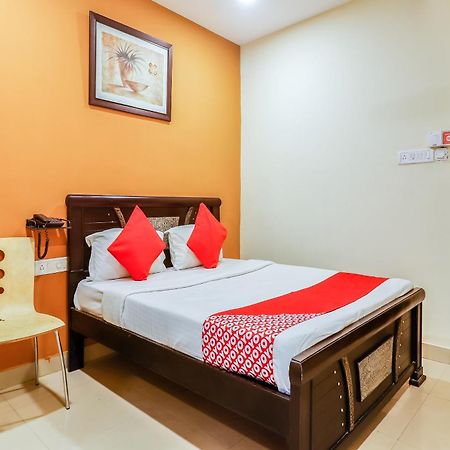 Oyo Flagship 79326 Lingampally Hyderabad Esterno foto